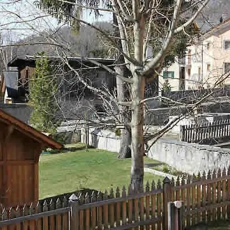 Chesa Dusch By Interhome Apartamento